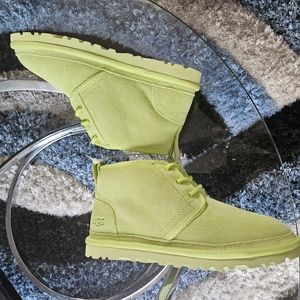 UGG Neumel Womens Green Suede Fur Lined Ankle Boot Shoes Size 7